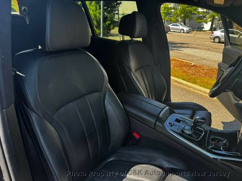 Used 2020 BMW X7 M50i w/ Executive Package AWD/4WD image 20