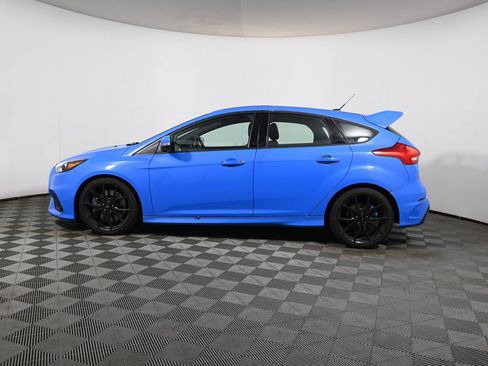 Used 2017 Ford Focus RS AWD/4WD image 2