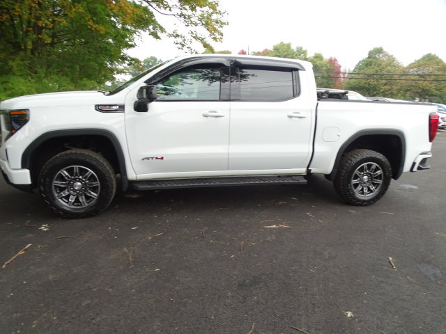 Used 2024 GMC Sierra 1500 AT4 w/ Technology Package AWD/4WD image 19