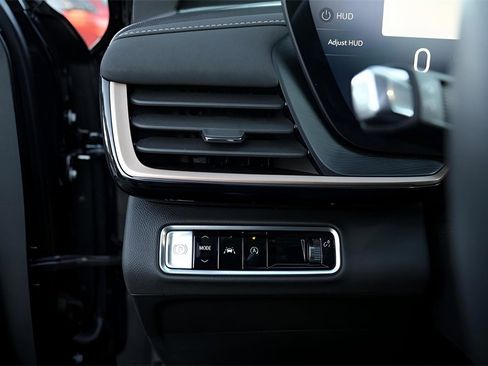 Used 2025 Buick Envision Sport Touring image 20