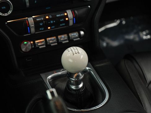 Used 2020 Ford Mustang Bullitt RWD image 18