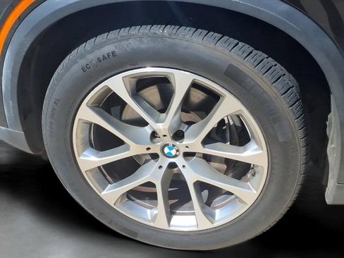 Used 2024 BMW X5 xDrive40i AWD/4WD image 18