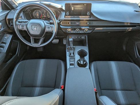 Used 2025 Honda Civic Sport image 9