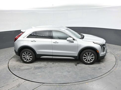 Used 2019 Cadillac XT4 Premium Luxury w/ Enhanced Visibility Package AWD/4WD image 19