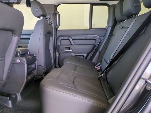 New 2025 Land Rover Defender 110 S image 23