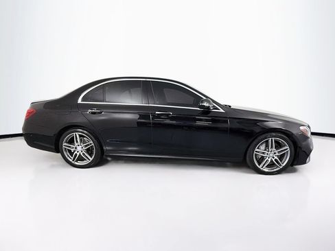 Used 2017 Mercedes-Benz E 300 image 11