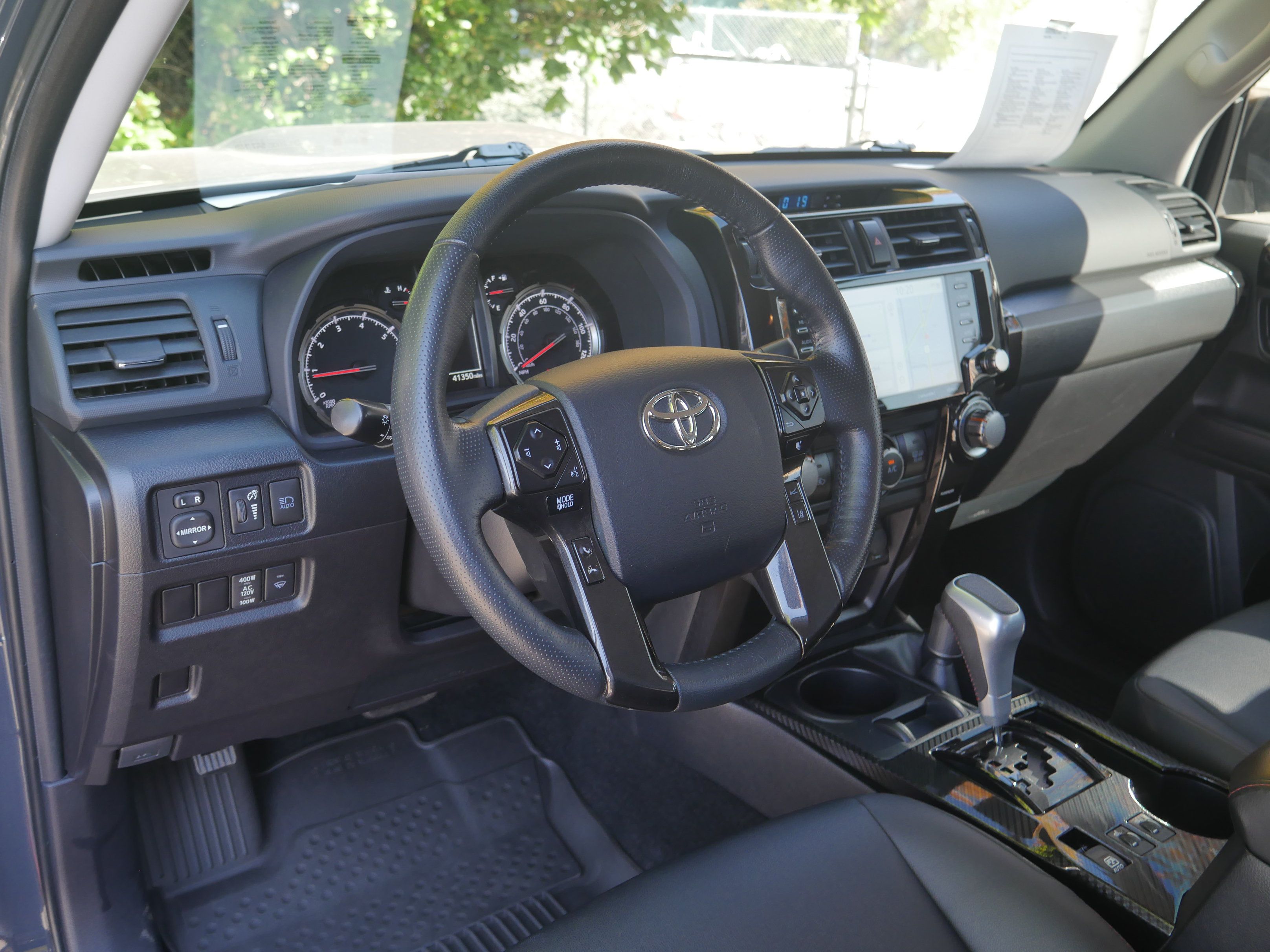 Used 2024 Toyota 4Runner TRD Off-Road Premium AWD/4WD image 4