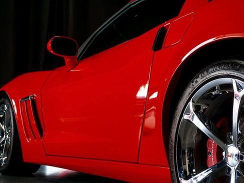 Used 2013 Chevrolet Corvette Grand Sport w/ 2LT Preferred Equipment Group RWD image 50