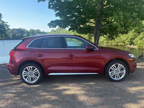 Used 2018 Audi Q5 2.0T Premium Plus AWD/4WD image 3