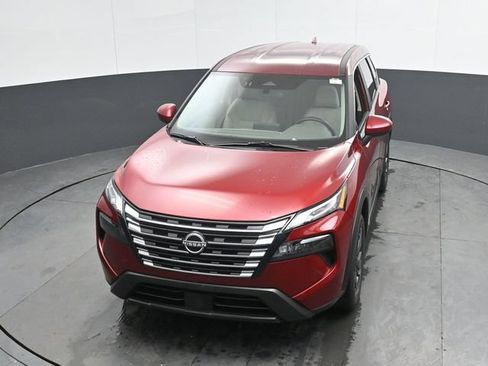 Used 2025 Nissan Rogue SV AWD/4WD image 37
