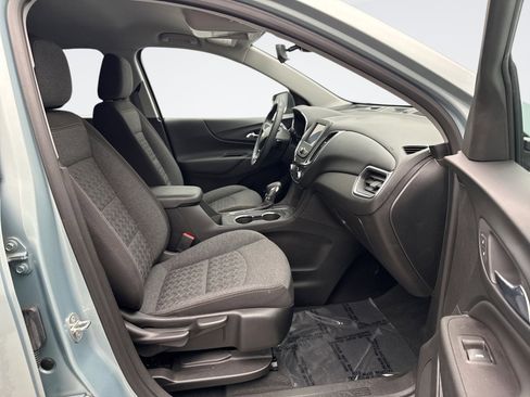 Used 2022 Chevrolet Equinox LT FWD image 17