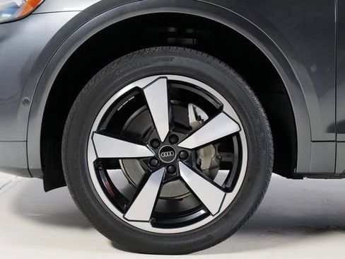 Certified 2023 Audi Q5 2.0T Prestige image 31