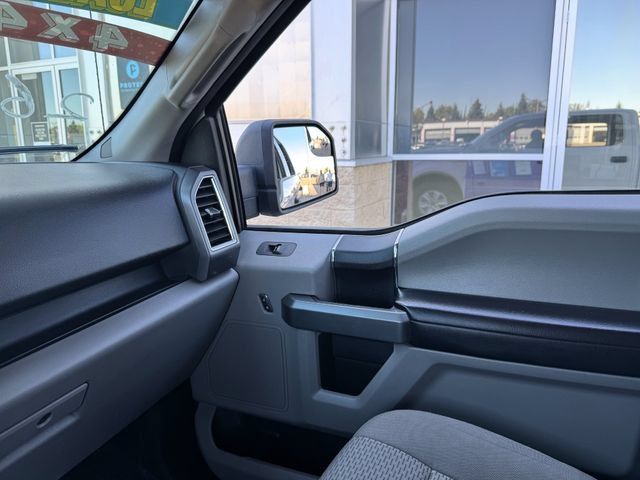 Used 2015 Ford F150 XLT AWD/4WD image 30