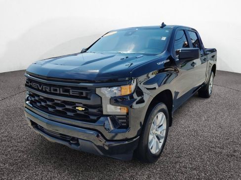 Used 2024 Chevrolet Silverado 1500 Custom AWD/4WD image 3