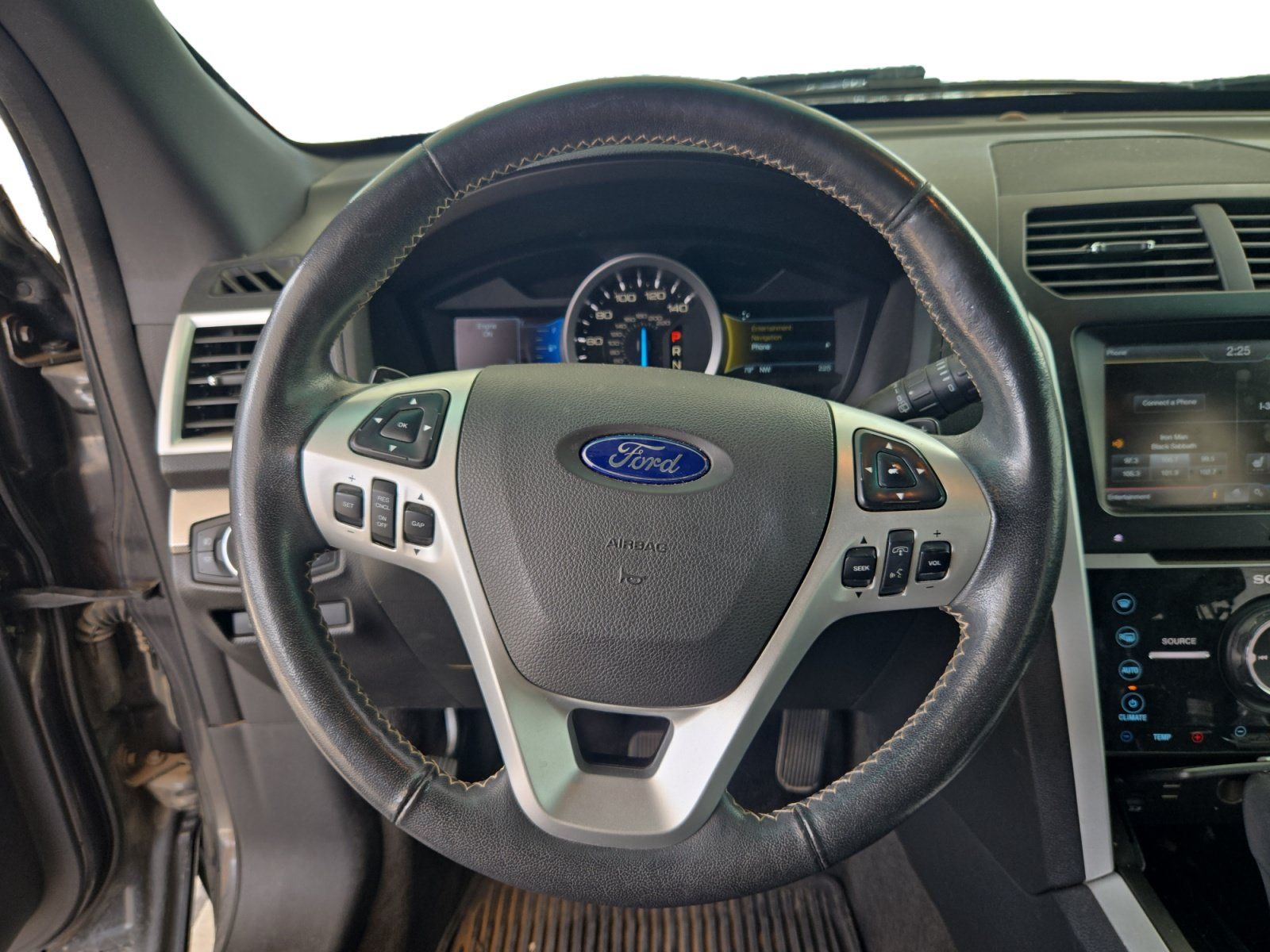Used 2015 Ford Explorer Sport w/ Equipment Group 401A AWD/4WD image 13