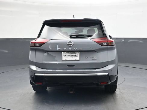 Certified 2024 Nissan Rogue Platinum w/ Platinum Premium Package AWD/4WD image 7