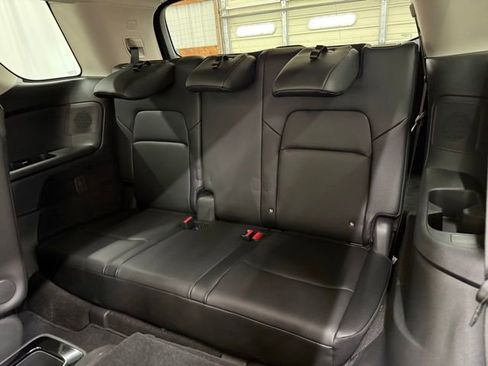 Used 2025 Nissan Pathfinder SL w/ SL Premium Package image 23