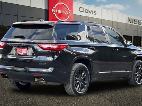 Used 2018 Chevrolet Traverse High Country AWD/4WD image 3
