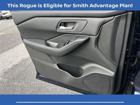 Certified 2026 Nissan Rogue SV FWD image 16