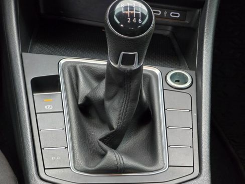 Used 2020 Volkswagen Jetta S image 34