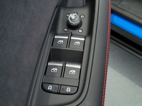 New 2026 Audi SQ8 Prestige AWD/4WD image 20