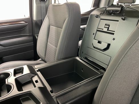 Used 2024 GMC Sierra 1500 SLE image 32