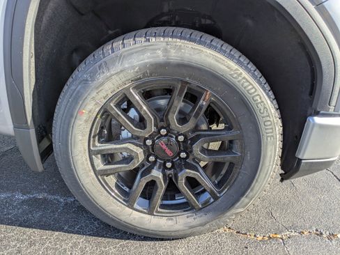 New 2026 GMC Sierra 1500 Elevation image 12