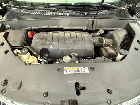 Used 2015 Chevrolet Traverse LS FWD image 39