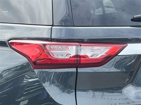 Used 2019 Chevrolet Traverse LT image 10