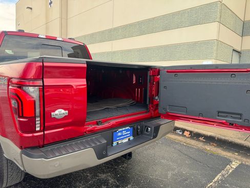 Used 2025 Ford F150 King Ranch w/ FX4 Off-Road Package image 17