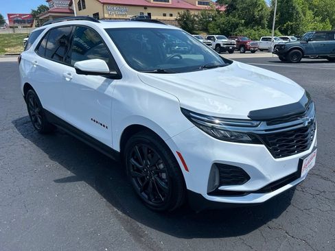 Certified 2022 Chevrolet Equinox RS w/ RS Leather Package FWD image 3
