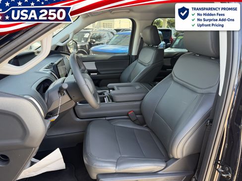 New 2026 Ford Expedition Active RWD image 21