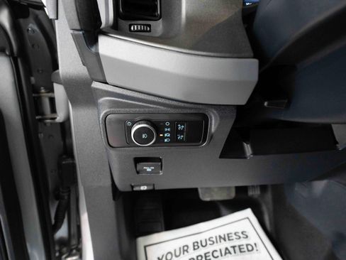 Used 2024 Ford Bronco Black Diamond image 11