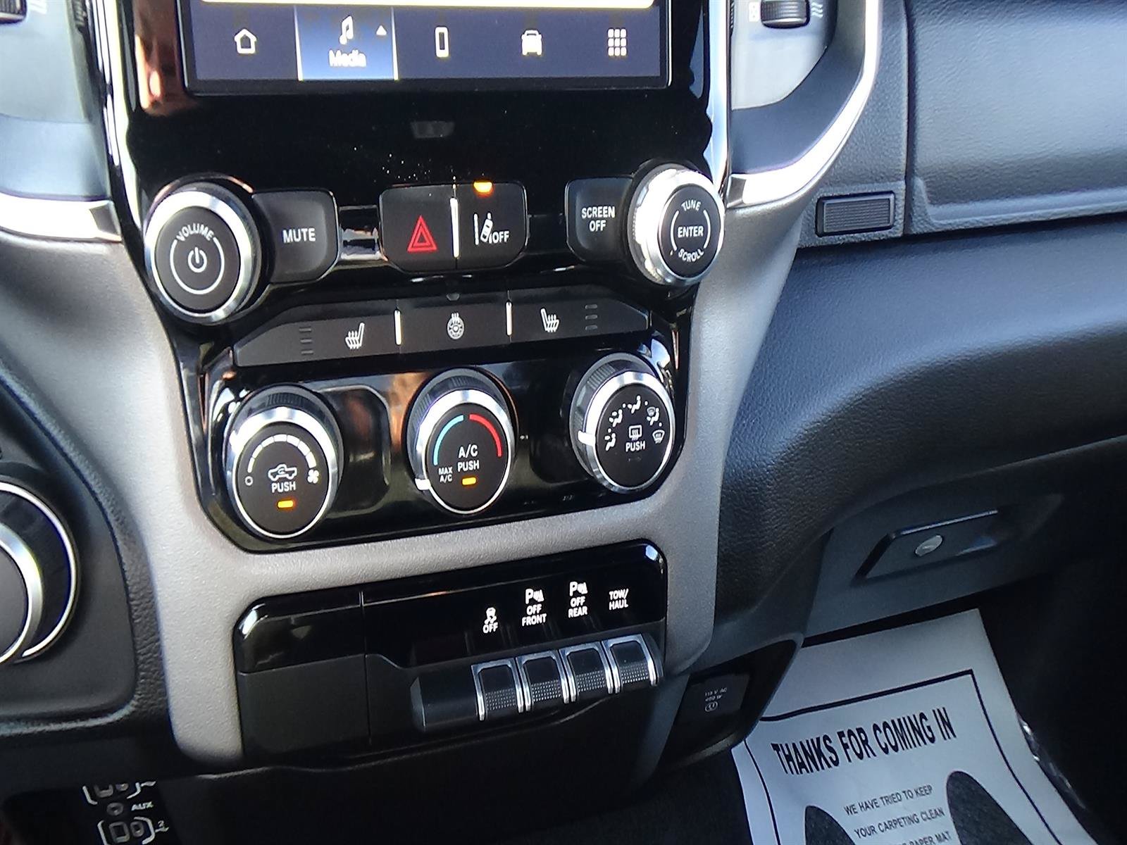 Used 2025 RAM 1500 Big Horn AWD/4WD image 27