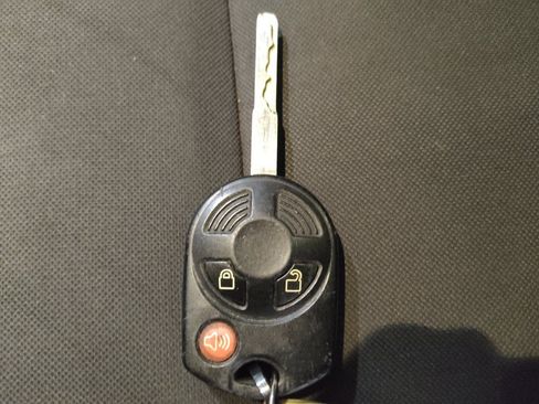 Used 2016 Ford Escape S FWD image 32