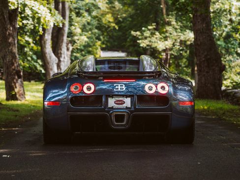 Used 2006 Bugatti Veyron image 44