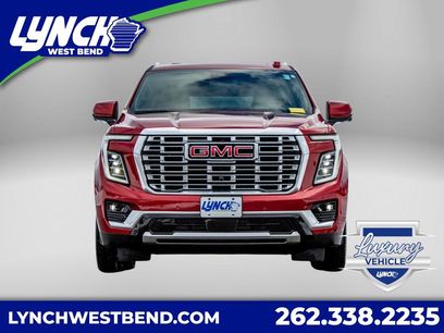 Used 2025 GMC Yukon XL Denali w/ Sun & Power Step Package