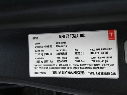 Used 2018 Tesla Model 3 Long Range image 8