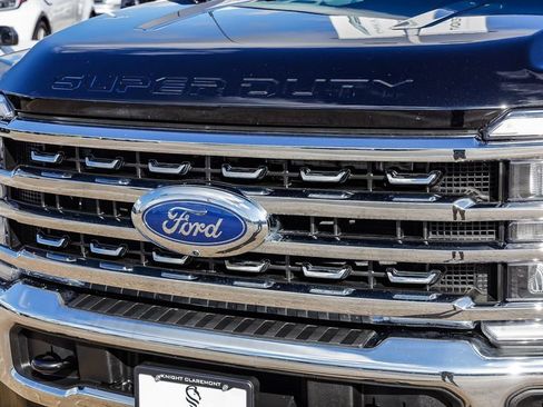 Used 2024 Ford F250 Lariat image 6