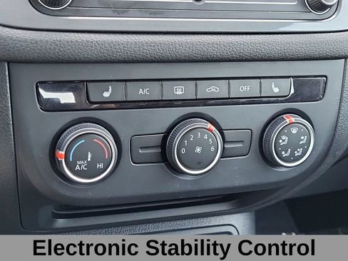 Used 2016 Volkswagen Tiguan S AWD/4WD image 27