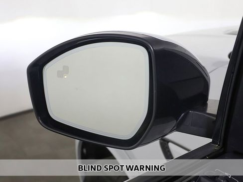 Used 2020 Land Rover Discovery Sport S R-Dynamic AWD/4WD image 6