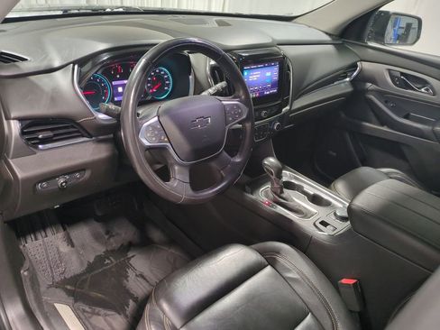 Used 2021 Chevrolet Traverse RS w/ LPO, Floor Liner Package image 12