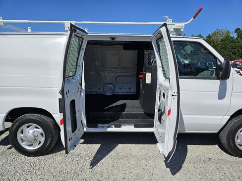 Used 2013 Ford E-150 and Econoline 150 image 18