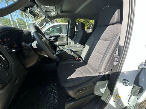 New 2025 Chevrolet Silverado 1500 Custom image 13
