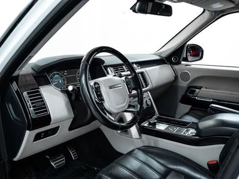 Used 2014 Land Rover Range Rover Supercharged image 15