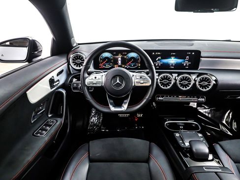 Used 2023 Mercedes-Benz CLA 250 image 6
