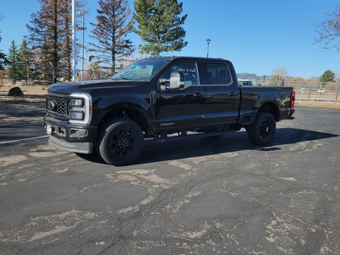 New 2025 Ford F350 Lariat w/ Lariat Ultimate Package AWD/4WD image 4