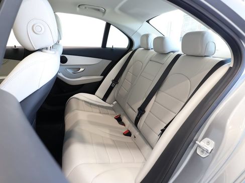 Used 2015 Mercedes-Benz C 300 4MATIC Sedan image 18