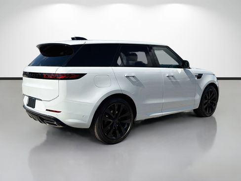 New 2027 Land Rover Range Rover Sport Dynamic SE AWD/4WD image 5