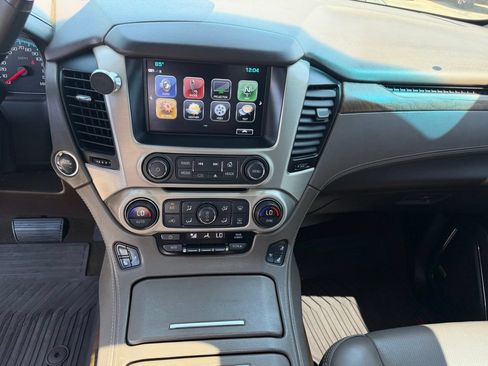 Used 2018 GMC Yukon Denali w/ Denali Ultimate Package AWD/4WD image 39